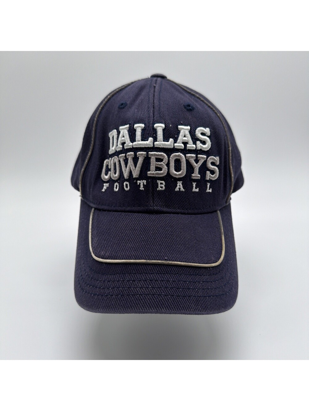 Vintage Dallas Cowboys Football NFL Reebok Hat Snapback Navy Blue and White